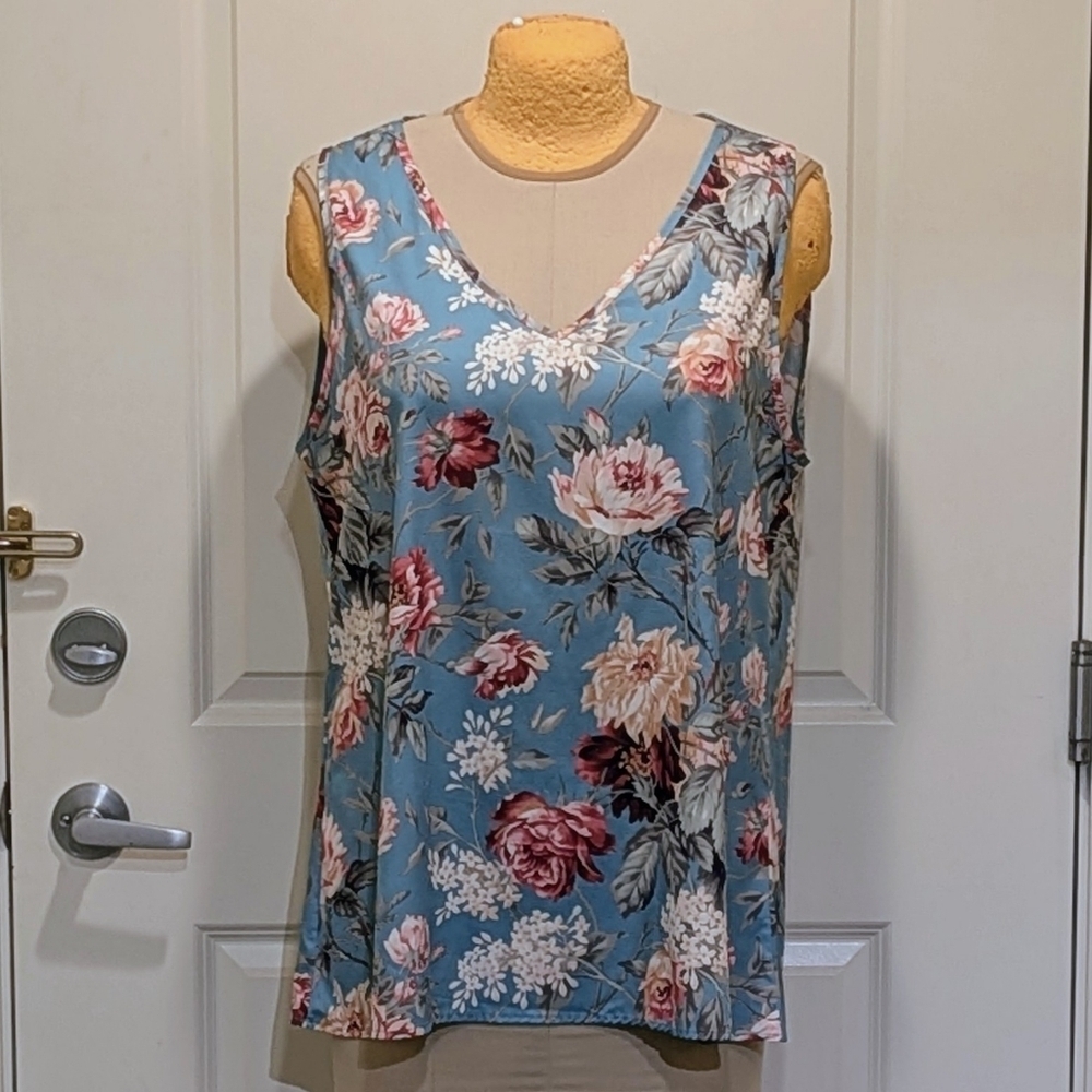 3/$30 EUC Misslook 3XL Sky Blue Floral Tank Top